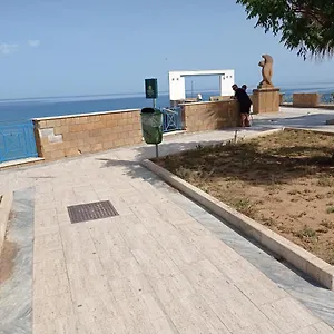 Alice Beach Balestrate